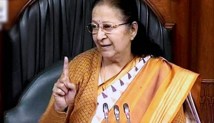 आठ बार सांसद रह चुकी ताई क्या इस बार नहीं होंगी उम्मीदवार?