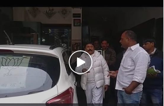 यूपी में भाजपा नेता की दबंगई, दिनदहाड़े किया अपहरण