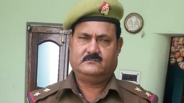 यूपी : डायल 100 के दरोगा ने ट्रेन से कटकर दी जान, पुलिस वि‍भाग में हड़कंप