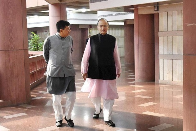 जेटली नहीं, पीयूष गोयल पेश करेंगे अंतरिम बजट, वित्त मंत्रालय का मिला अतिरिक्त प्रभार जेटली नहीं, पीयूष गोयल पेश करेंगे अंतरिम बजट, वित्त मंत्रालय का मिला अतिरिक्त प्रभार