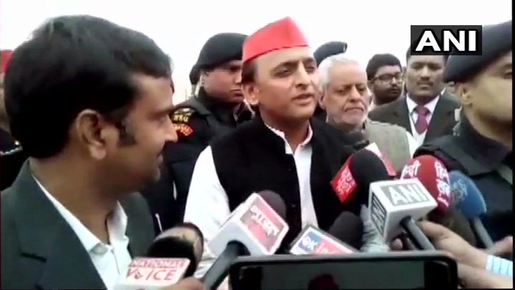 अखिलेश यादव ने प्रियंका गांधी को लेकर कही ये बड़ी बात! अखिलेश यादव ने प्रियंका गांधी को लेकर कही ये बड़ी बात!