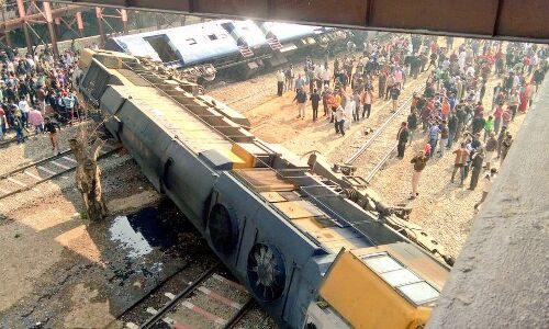 जयपुर : अजमेर जा रही दयोदय एक्सप्रेस इंजन सहित पटरी से उतरी