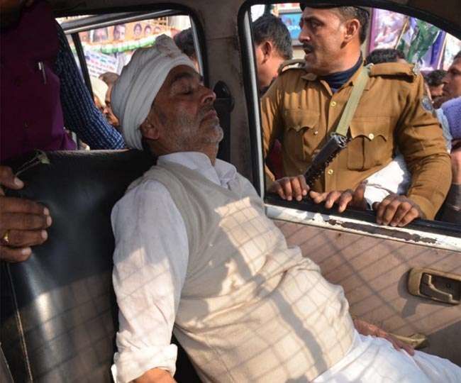 पटना: पुलिस की लाठी चार्ज में घायल हुए पूर्व केंद्रीय मंत्री उपेंद्र कुशवाहा, अस्पताल में भर्ती