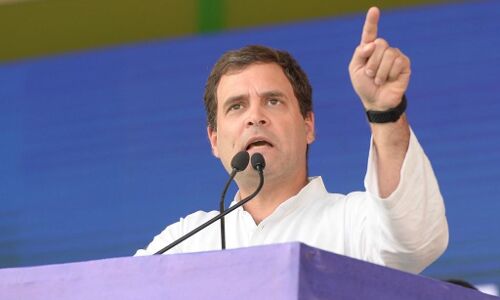 किसान को 17 रुपये देकर पीएम मोदी ने उनकी मजाक उड़ाई है - राहुल गांधी किसान को 17 रुपये देकर पीएम मोदी ने उनकी मजाक उड़ाई है - राहुल गांधी