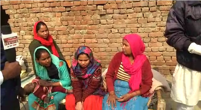 गाजियाबाद : विजय नगर थाना क्षेत्र में दबंगों द्वारा वृद्ध महिला के मकान पर कब्जे की कोशिश गाजियाबाद : विजय नगर थाना क्षेत्र में दबंगों द्वारा वृद्ध महिला के मकान पर कब्जे की कोशिश