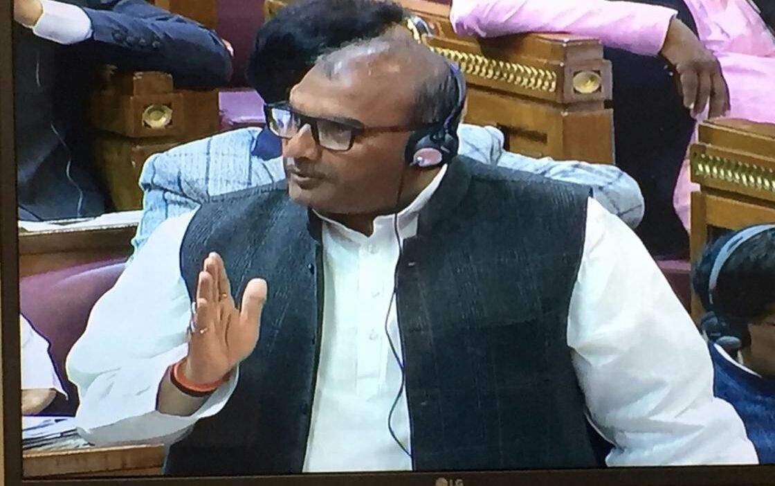 सपा विधायक ललई ने सदन में उठाया पर्यावरण का मुद्दा सपा विधायक ललई ने सदन में उठाया पर्यावरण का मुद्दा