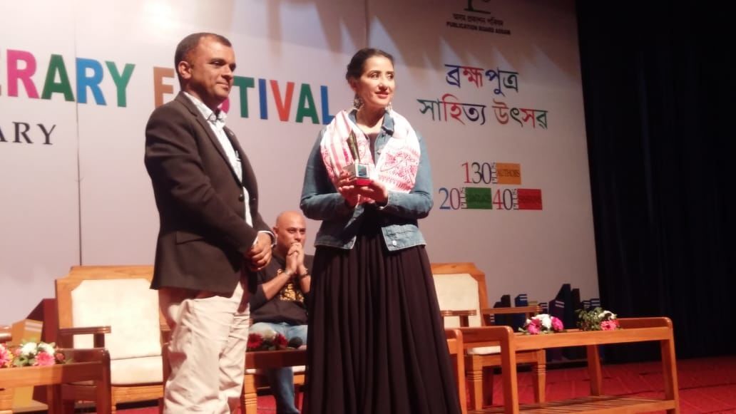 बॉलीवुड अभिनेत्री मनीषा कोईराला बनीं तीसरे ब्रह्मपुत्र साहित्य महोत्सव की ख़ास मेहमान बॉलीवुड अभिनेत्री मनीषा कोईराला बनीं तीसरे ब्रह्मपुत्र साहित्य महोत्सव की ख़ास मेहमान