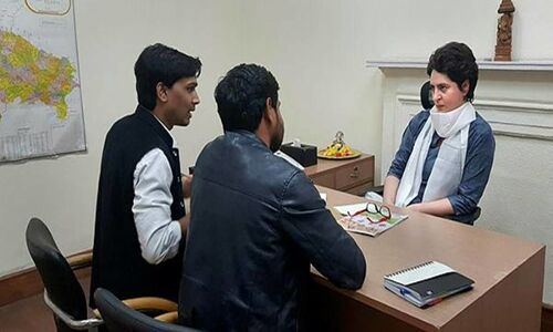 प्रियंका ने देर रात दो बजे के बाद भी इसी तल्ख तेवर में कार्यकर्ताओं से बात करके दिया यह संदेश प्रियंका ने देर रात दो बजे के बाद भी इसी तल्ख तेवर में कार्यकर्ताओं से बात करके दिया यह संदेश