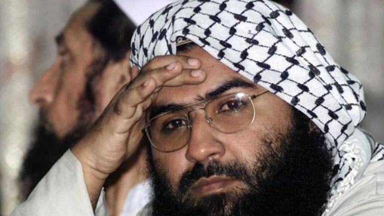 आतंकवादी मसूद अजहर का सिर काटने वाले को मिलेगा 1 करोड़ रु. का इनाम, BJP नेता का ऐलान आतंकवादी मसूद अजहर का सिर काटने वाले को मिलेगा 1 करोड़ रु. का इनाम, BJP नेता का ऐलान