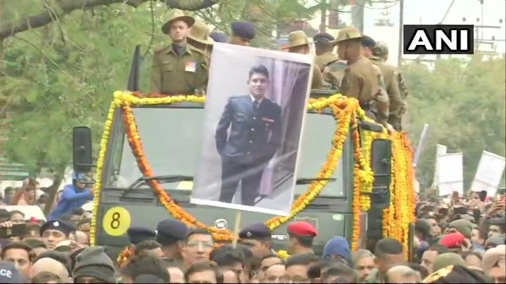 मेजर चित्रेश की अंतिम विदाई में उमड़ी भीड़, हर आंख हुई नम - पाकिस्तान मुर्दाबाद के लगे नारे