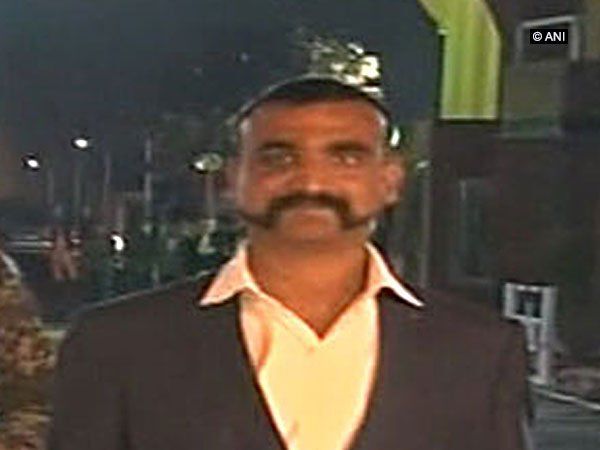 विंग कमांडर अभिनंदन को लेकर मचा पाकिस्तान सरकार में घमासान विंग कमांडर अभिनंदन को लेकर मचा पाकिस्तान सरकार में घमासान