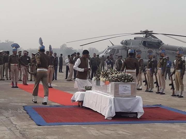 बेगूसराय के शहीद पिंटू सिंह को सलामी देने नहीं पहुँचा बीजेपी का एक भी मंत्री व नेता, पीएम की रैली में व्यस्त बेगूसराय के शहीद पिंटू सिंह को सलामी देने नहीं पहुँचा बीजेपी का एक भी मंत्री व नेता, पीएम की रैली में व्यस्त