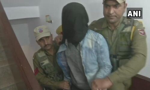 जम्मू बस स्टैंड पर ग्रेनेड हमले में हिज्बुल मुजाहिद्दीन का हाथ, आरोपी यासिर जावेद भट्ट गिरफ्तार!