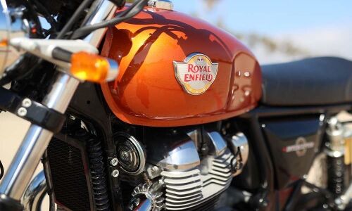 Royal Enfield Interceptor 650: रॉयल एनफील्ड की इंटरसेप्टर 650 जमाई धाक Royal Enfield Interceptor 650: रॉयल एनफील्ड की इंटरसेप्टर 650 जमाई धाक