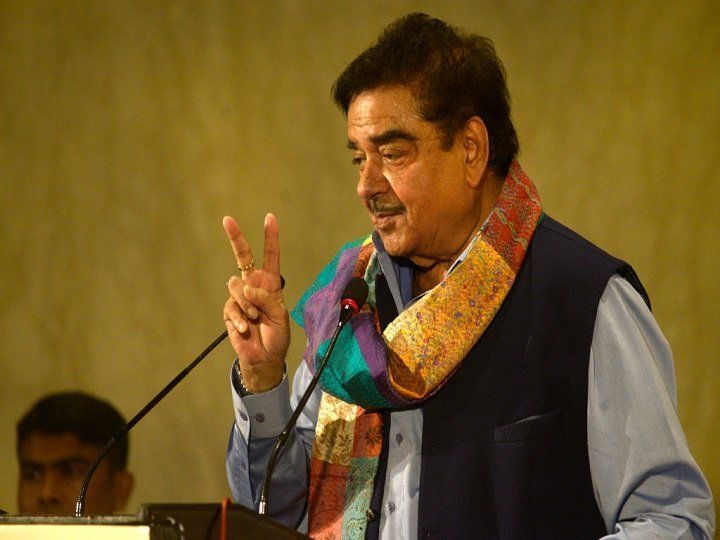 कांग्रेस का हाथ थामेंगे शत्रुघ्न सिन्हा, पटना साहिब से होंगे उम्मीदवार