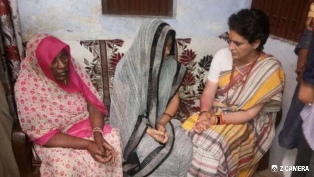 प्रियंका गाँधी ने शहीद की पत्नी से कही जब यह बात तो शहीद की पत्नी और प्रियंका हुई भावुक! प्रियंका गाँधी ने शहीद की पत्नी से कही जब यह बात तो शहीद की पत्नी और प्रियंका हुई भावुक!