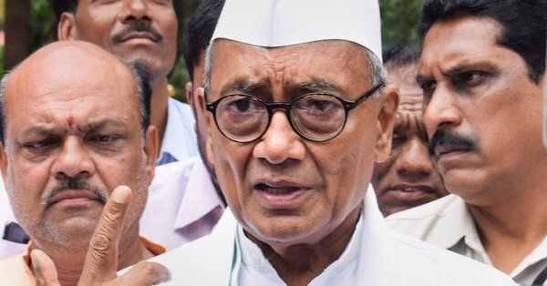 दिग्विजय सिंह के मैदान में आने भोपाल लोकसभा की बिगड़े समीकरण, बीजेपी में मची उठापटक दिग्विजय सिंह के मैदान में आने भोपाल लोकसभा की बिगड़े समीकरण, बीजेपी में मची उठापटक
