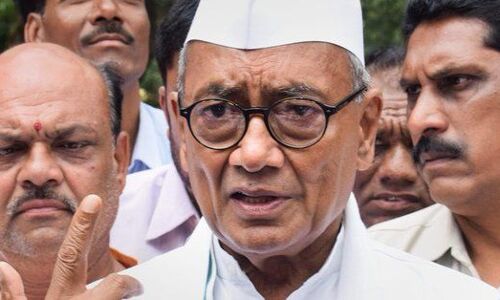 दिग्विजय सिंह के मैदान में आने भोपाल लोकसभा की बिगड़े समीकरण, बीजेपी में मची उठापटक