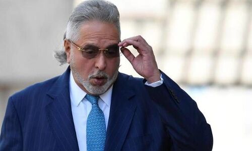 भगोड़े शराब कारोबारी विजय माल्या को लंदन की कोर्ट से बड़ा झटका!