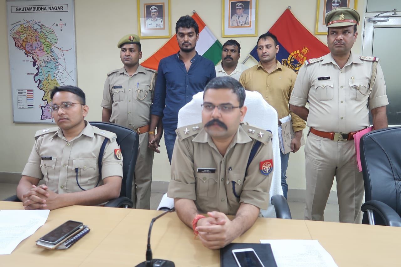 एसएसपी ने किया मोहित भाटी हत्याकांड का खुलासा, आरोपी को भेजा गया जेल एसएसपी ने किया मोहित भाटी हत्याकांड का खुलासा, आरोपी को भेजा गया जेल