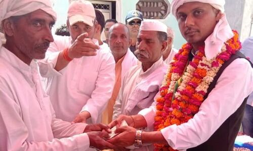 करोड़ों में अजीत बालियान ने ख़रीदा है टिकट, करेंगे अलीगढ का विनाश : दीपक चौधरी