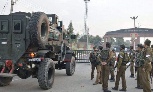 Jammu and Kashmir Terrorist Attack : छुट्टी पर आये जवान को घर में घुसकर आतंकियों ने मारी गोली, और फिर किया सेना ने यह काम!