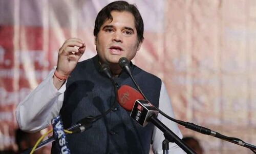 Lakhimpur Kheri Violence: वरुण गांधी के रूख का शिवसेना ने किया समर्थन, कहा- वो इंदिरा गांधी के पोते हैं...खून खौल उठा! Lakhimpur Kheri Violence: वरुण गांधी के रूख का शिवसेना ने किया समर्थन, कहा- वो इंदिरा गांधी के पोते हैं...खून खौल उठा!