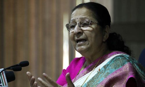 सियासत में तय नहीं की जा सकती रिटायरमेंट की उम्र : सुमित्रा महाजन सियासत में तय नहीं की जा सकती रिटायरमेंट की उम्र : सुमित्रा महाजन