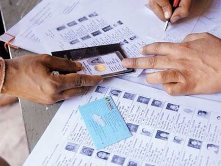 यूपी में आज थम जाएगा पहले चरण के लिए चुनाव प्रचार, जानें कब होगी वोटिंग