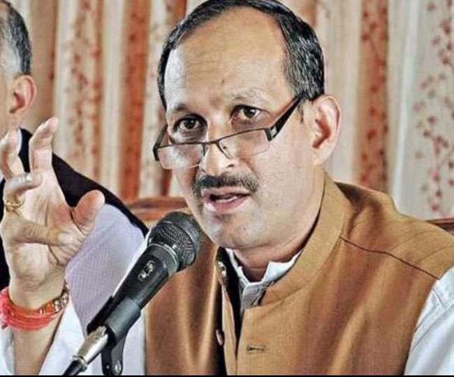 तू होता कौन है मोदी को चोर बोलने वाला- सतपाल सिंह सत्ती तू होता कौन है मोदी को चोर बोलने वाला- सतपाल सिंह सत्ती