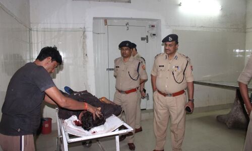 एक बार फिर इविवि के पीसीबी हॉस्टल में गैंगवार ,युवक की गोली मारकर हत्या एक बार फिर इविवि के पीसीबी हॉस्टल में गैंगवार ,युवक की गोली मारकर हत्या