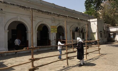 कड़ी सुरक्षा ,बंदोबस्त के बीच प्रयागराज की दोनों ऐतिहासिक सीटों के लिए कल से शुरू होगा नामांकन कड़ी सुरक्षा ,बंदोबस्त के बीच प्रयागराज की दोनों ऐतिहासिक सीटों के लिए कल से शुरू होगा नामांकन