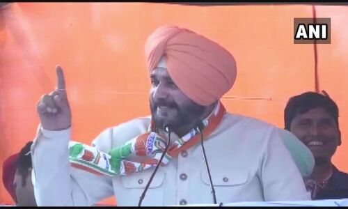 अगर आप लोग इकठ्ठे हुए तो मोदी सुलट जायेगा - नवजोत सिद्दू अगर आप लोग इकठ्ठे हुए तो मोदी सुलट जायेगा - नवजोत सिद्दू