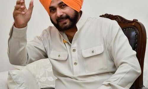 नवजोत सिंह सिद्धू की बिगड़ी तबीयत, जेल में डाइट पर उठे सवाल, मेडिकल टेस्ट कराने अस्पताल ले गई पुलिस नवजोत सिंह सिद्धू की बिगड़ी तबीयत, जेल में डाइट पर उठे सवाल, मेडिकल टेस्ट कराने अस्पताल ले गई पुलिस