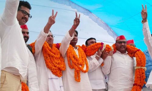 जौनपुर:  महागठबंधन प्रत्याशी टी राम और श्याम सिंह यादव कल करेंगे नामांकन, फूलों की बौछार से होगा स्वागत सत्कार