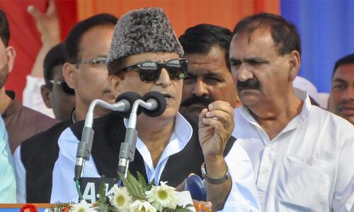 सपा सांसद आज़म खान की अग्रिम जमानत याचिका हुई ख़ारिज सपा सांसद आज़म खान की अग्रिम जमानत याचिका हुई ख़ारिज