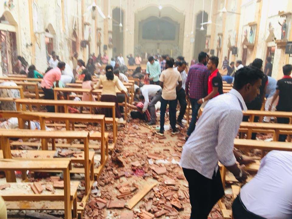 ईस्टर पर सीरियल ब्लास्ट से दहला श्रीलंका, 8 जगह धमाके, 150 से ज्यादा की मौत