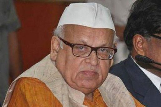 प्रज्ञा ठाकुर सर्कस की शेरनी है, चूँकि दिग्विजय सिंह शिकारी है तो इस शेरनी को भी मार देंगे - अजीज कुरैशी प्रज्ञा ठाकुर सर्कस की शेरनी है, चूँकि दिग्विजय सिंह शिकारी है तो इस शेरनी को भी मार देंगे - अजीज कुरैशी
