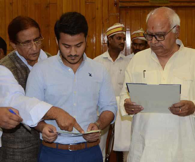 आज़म ने बताया था अंडरवियर का रंग, बेटा अब्दुल्ला बोले नहीं चाहिए अनारकली! आज़म ने बताया था अंडरवियर का रंग, बेटा अब्दुल्ला बोले नहीं चाहिए अनारकली!
