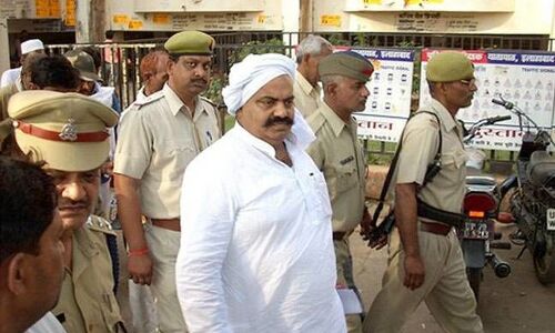 अतीक को नहीं मिला टिकिट तो नहीं जा पाए वो जेल! अतीक को नहीं मिला टिकिट तो नहीं जा पाए वो जेल!