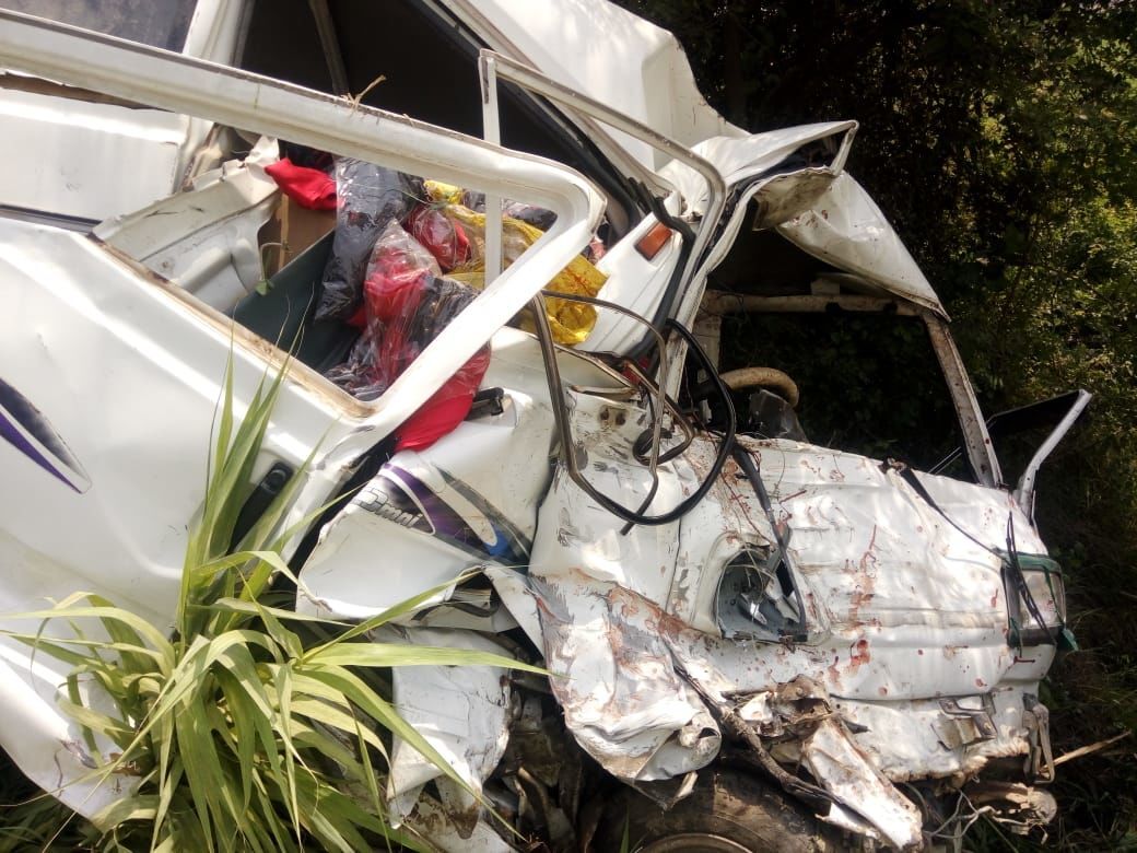 भीषण हादसे में दो लोगो की दर्दनाक मौत, दिल दहलाने वाली तस्वीरें भीषण हादसे में दो लोगो की दर्दनाक मौत, दिल दहलाने वाली तस्वीरें