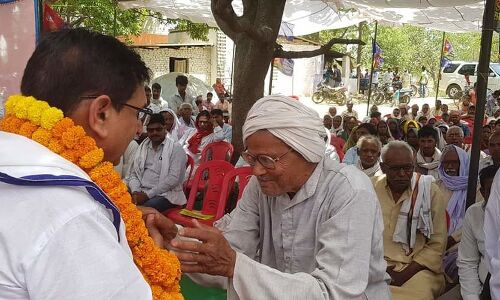 श्याम सिंह यादव ने मल्हनी विधानसभा मे किया जनसंपर्क, सेक्टर व बूथ प्रभारियों के साथ भी की बैठक