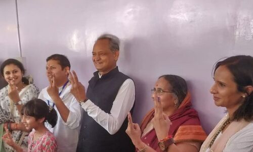 राजस्थान में 13 लोकसभा सीटों पर हो रहा है आज मतदान, 13 सीटों पर कुल 115 उम्मीदवार मैदान में