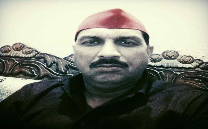 अलीगढ़ : हरदुआगंज में सपा नेता की गोली मारकर हत्या, पुलिस जांच में जुटी अलीगढ़ : हरदुआगंज में सपा नेता की गोली मारकर हत्या, पुलिस जांच में जुटी