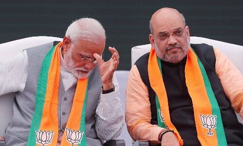 मध्यप्रदेश में डेमेज की खबर सुनकर बीजेपी में बैचेनी! मध्यप्रदेश में डेमेज की खबर सुनकर बीजेपी में बैचेनी!