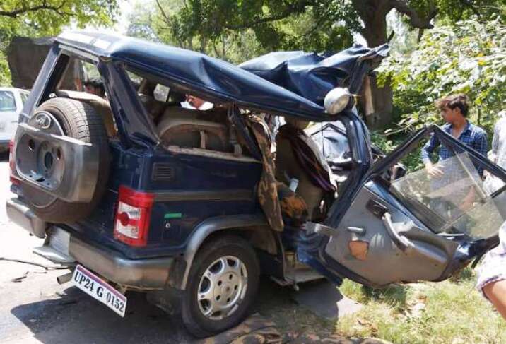 बदायूं में दर्दनाक हादसा,  कोतवाली में तैनात दरोगा-सिपाही समेत तीन की मौत