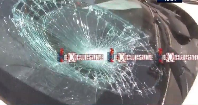 बिहार में वोट डालने गए पूर्व मंत्री तेज प्रताप यादव की गाड़ी का सीसा तोडा, मीडिया कर्मियों से मारपीट बिहार में वोट डालने गए पूर्व मंत्री तेज प्रताप यादव की गाड़ी का सीसा तोडा, मीडिया कर्मियों से मारपीट