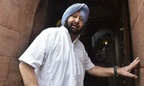 नवजोत सिद्धू को लेकर पंजाब के मुख्यमंत्री अमरिंदर सिंह ने किया सनसनीखेज खुलासा