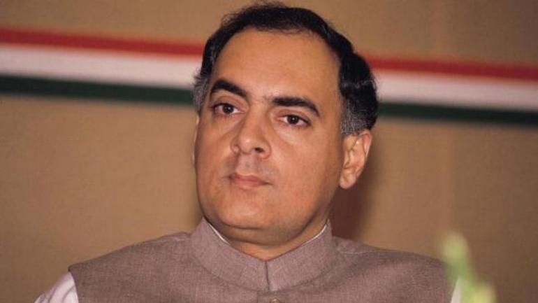 आज युवा भारत के सबसे अधिक स्वप्नदृष्ट प्रधानमंत्री राजीव गांधी की सहादत को तीस साल हो गए आज युवा भारत के सबसे अधिक स्वप्नदृष्ट प्रधानमंत्री राजीव गांधी की सहादत को तीस साल हो गए
