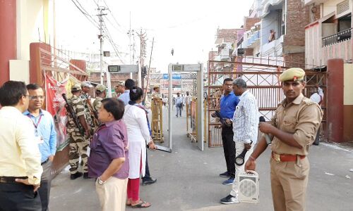 प्रयागराज में मतगणना स्थल पर तैयारियां पूरी प्रयागराज में मतगणना स्थल पर तैयारियां पूरी